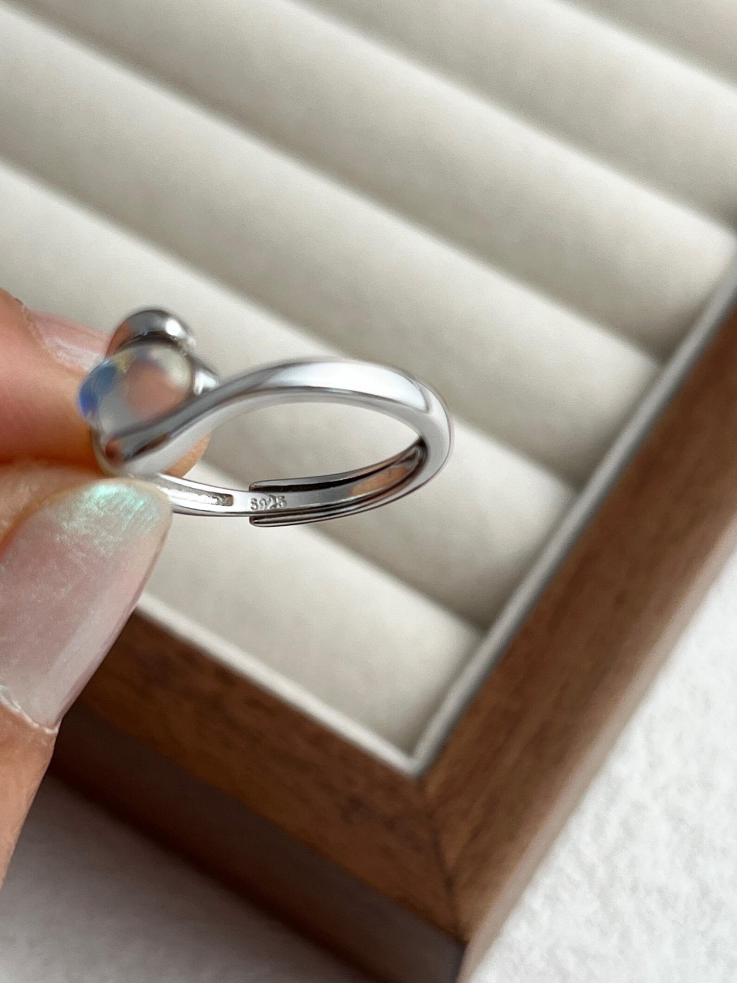 Eleganter Stein Ring | Gemeinsam gegen Diabetes