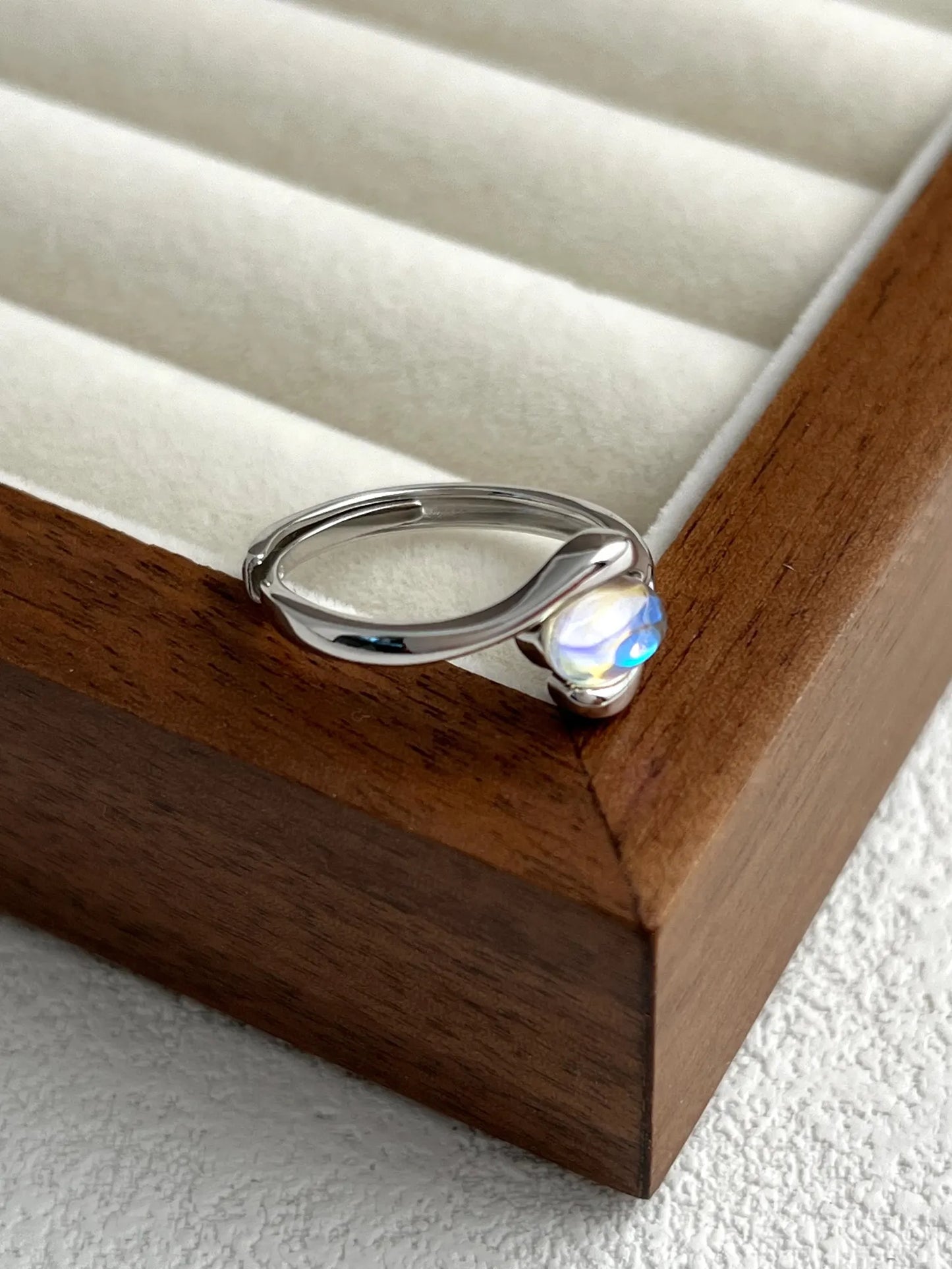 Eleganter Stein Ring | Gemeinsam gegen Diabetes