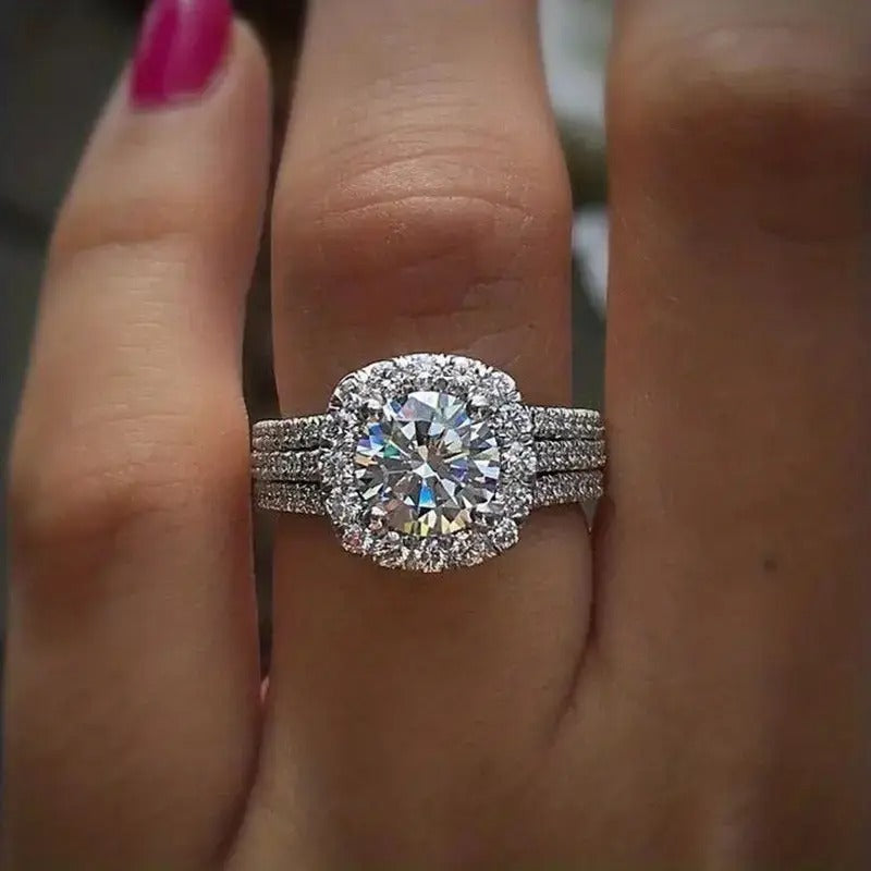 Glanzvoller Diamant Ring | Gemeinsam gegen Brustkrebs