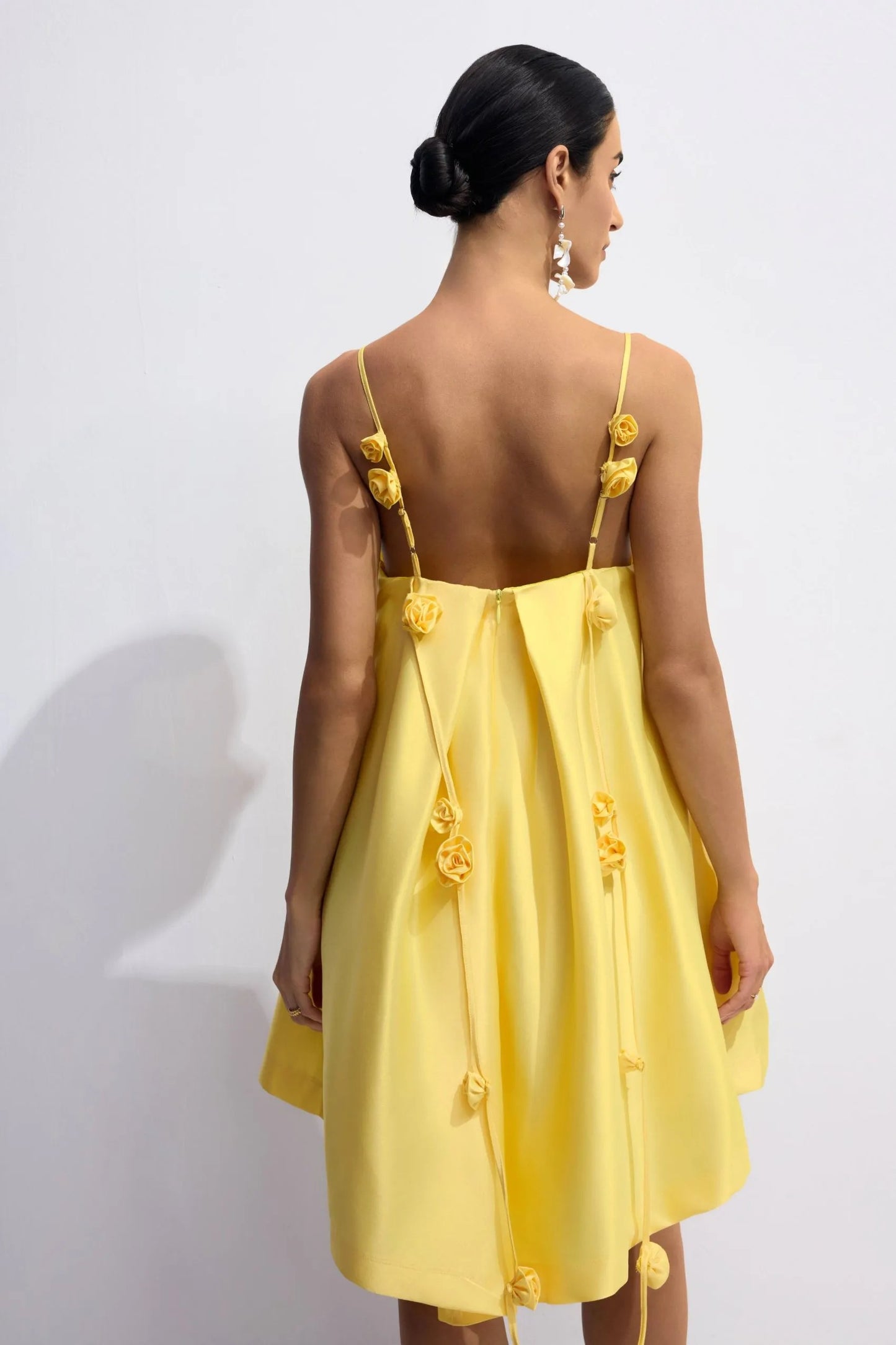 Emma™ - Spaghettiträgern Rosendetail Minikleid